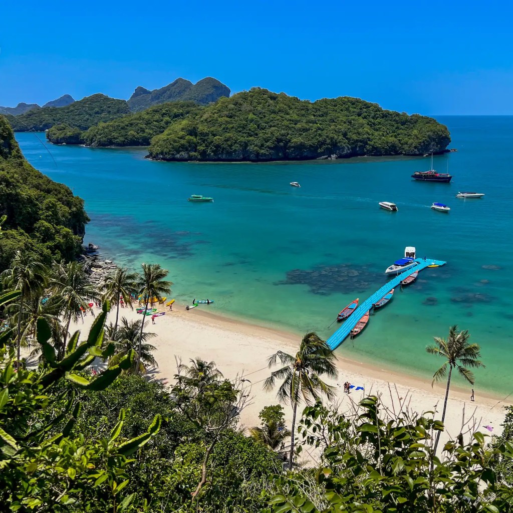 Vista dall'Ang Thong Park